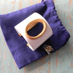 TORY BURCH WHITE LARGE CUFF GOLD CUT-OUT TRIM DETAIL LOGO & DUST BAG